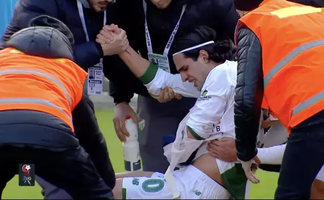 Bursaspor Iki Kotu Haberle Sarsildi Hem Maci 19476668 9997 M