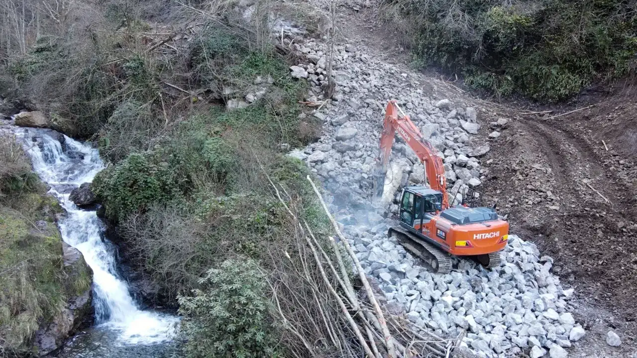 Caglayan Selalesi Projesinde Ilk Kazma Vuruldu