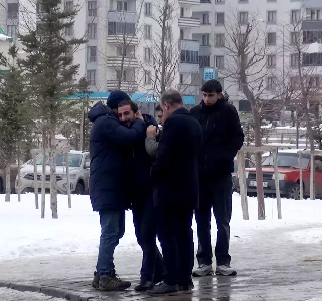 Cam Silerken 3 Uncu Kattan Dusen Ogretmen 19520104 1757 M