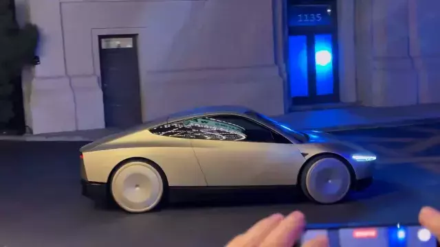 Elon Musk Gelecegin Otomobilinde Goruntulendi 19519044 216 M