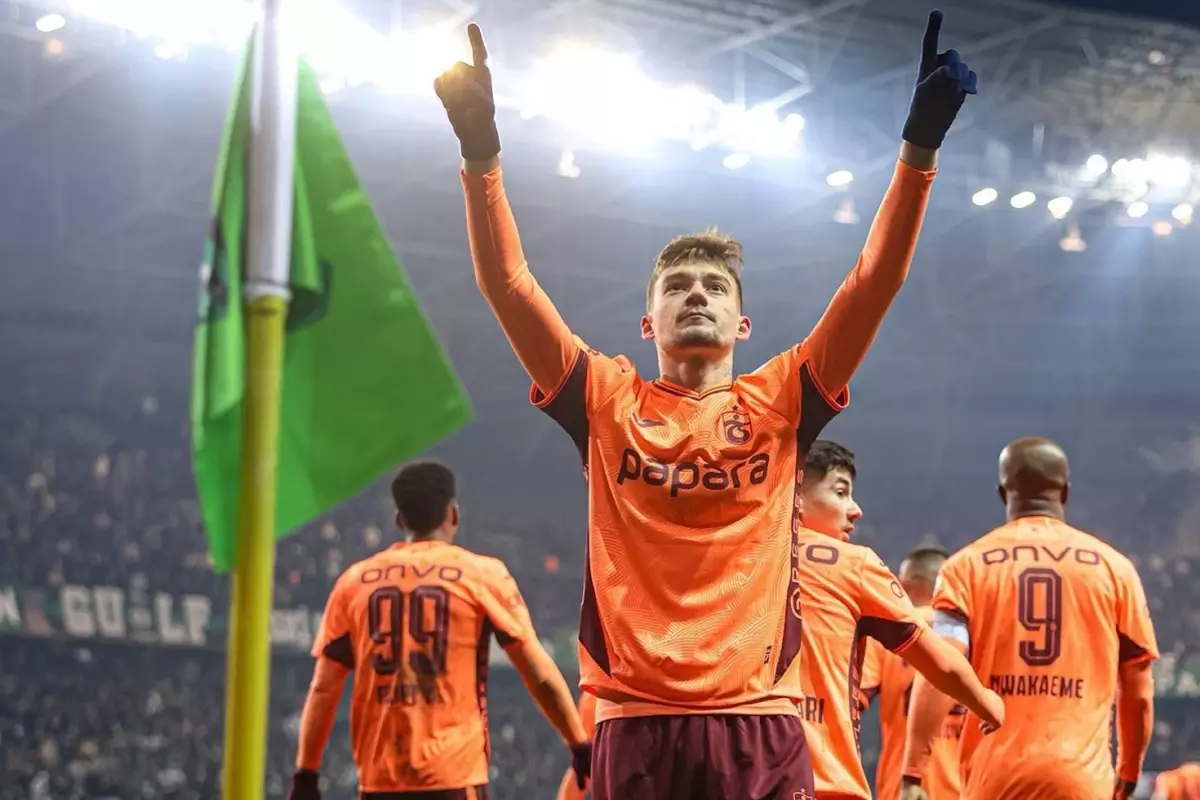 Ernest Muci Besiktas Ta 1 5 Yilda Yaptigini 19480546 5725 Amp