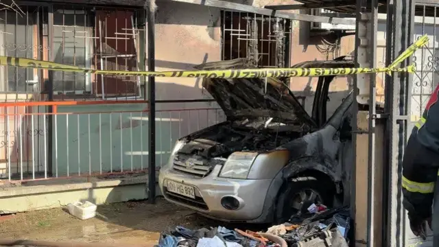 Ev Ve Aracini Atese Verip Av Tufegiyle Kendisini 19436936 8067 M