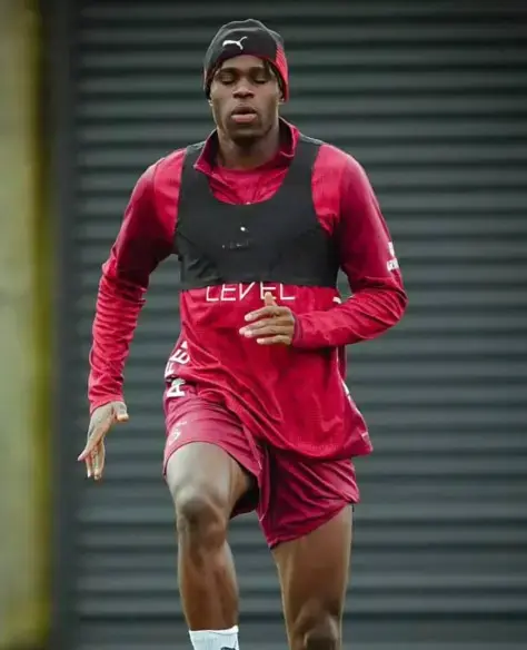 Galatasaray A Mujdeli Haber Uzun Bir Aranin 19492724 9862 M (1)-1