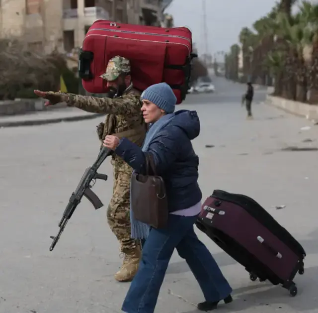 Halep Teki Operasyonlar Sonrasi Ypg Lilerin 19442570 8543 M