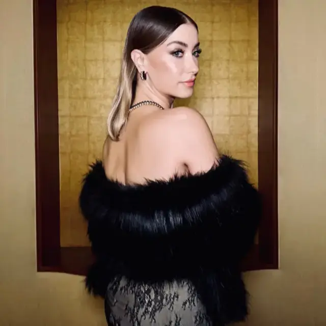 Hazal Kaya Meryem Uzerli Yi Gorunce Kendini 19475316 6236 M