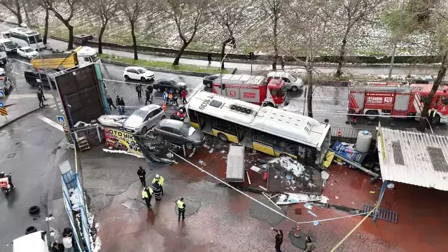 Iett Otobusu Otoparka Daldi 19483212 2191 M