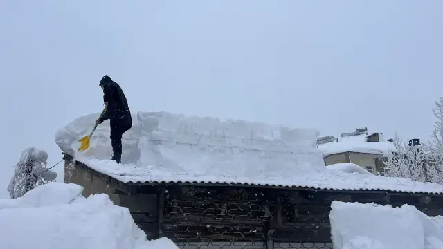 Ilce Adeta Buzul Cagini Yasiyor Iste Turkiye Nin 19491233 4041 M