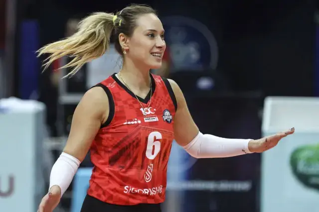 Imamoglu Nun Sevgilisi Denilen Voleybolcu Derya 19464730 946 M