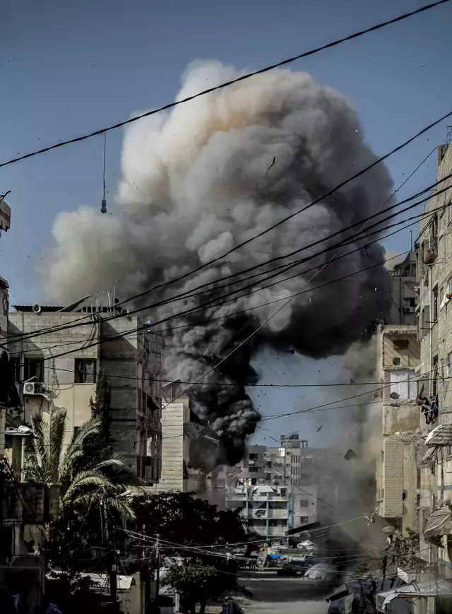 Israil Den Pes Pese Saldirilar Polis Merkezi De 19522702 2505 M