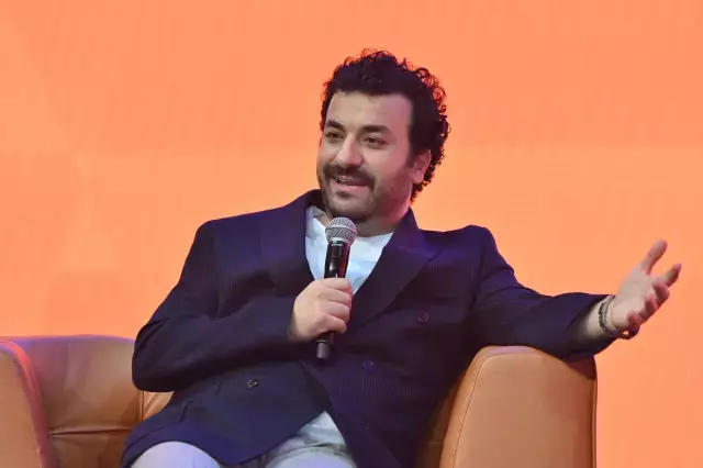 Iste Safak Baskiniyla Gozaltina Alinan Hasan Can 19521564 7639 M