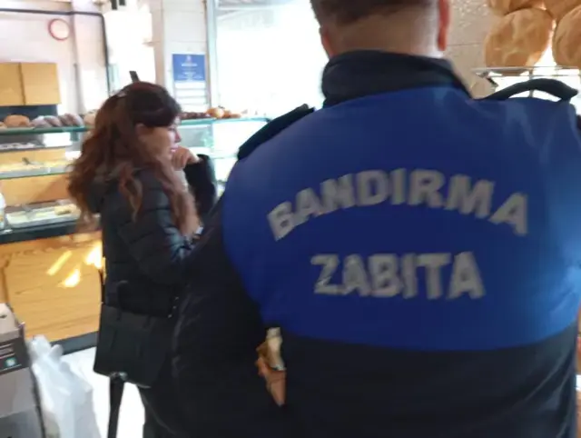 Kurabiyeyi Isirdigi An Soke Oldu Cikolata 19433998 1135 M