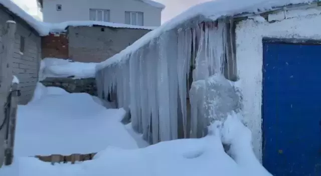 Ne Kamcatka Ne Alaska Bina Boyu Kar Yagdi 19490637 9456 M