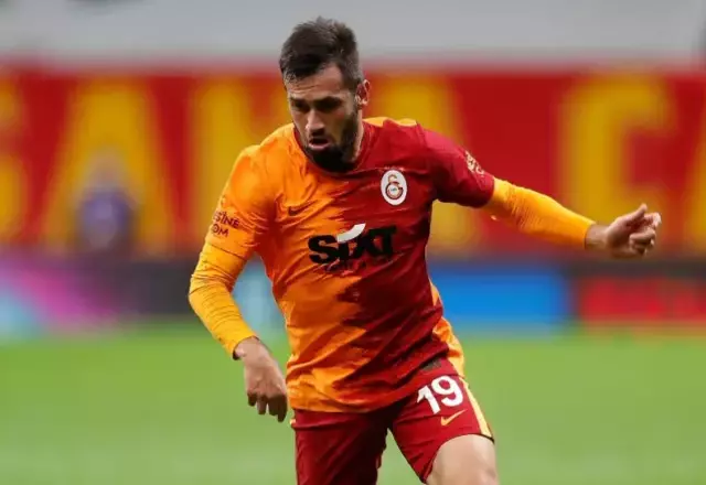 Omer Bayram Liverpool Da Oynayan Cocukluk 19440263 7130 M