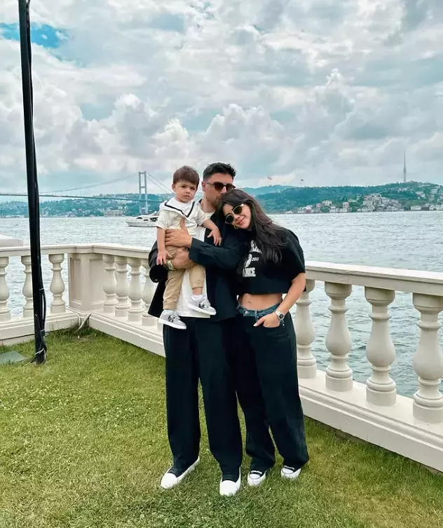 Ozan Tufan In Esinden Bomba Cikis Son Gulusu Olur 19421678 7809 M