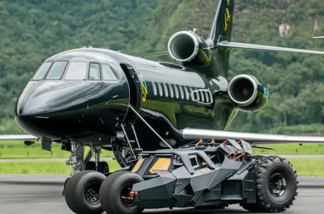 Ozel Jet Helikopter Araba Hepsini Tek Tek 19436823 919 M