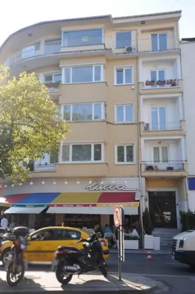 Pinar Altug Bebek Teki Dairesini 108 Milyon 19483755 6726 M