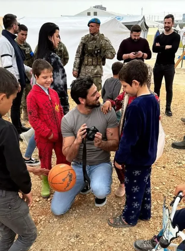 Spor Ve Sinema Yan Yana Hakan Calhanoglu Ve 19486554 3874 M