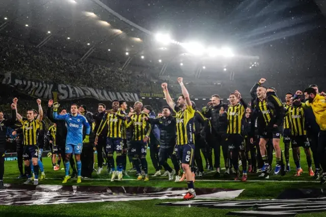 Super Kupa Sampiyonu Fenerbahce Kupasini Aldi 19448671 2794 M