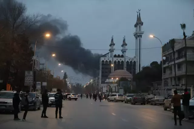 Suriye Ordusu Halep Te Pkk Ypg Isgalindeki 19441210 8526 M