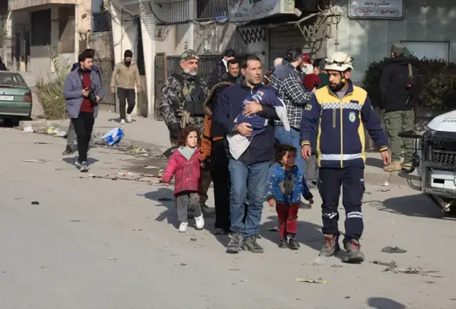 Suriye Ordusu Ypg Ye Yonelik Nokta 19440118 3482 M