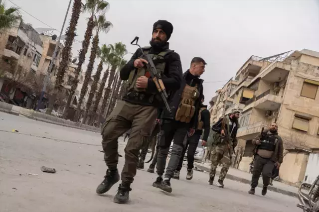 Suriye Ordusu Ypg Ye Yonelik Nokta 19440118 4721 M