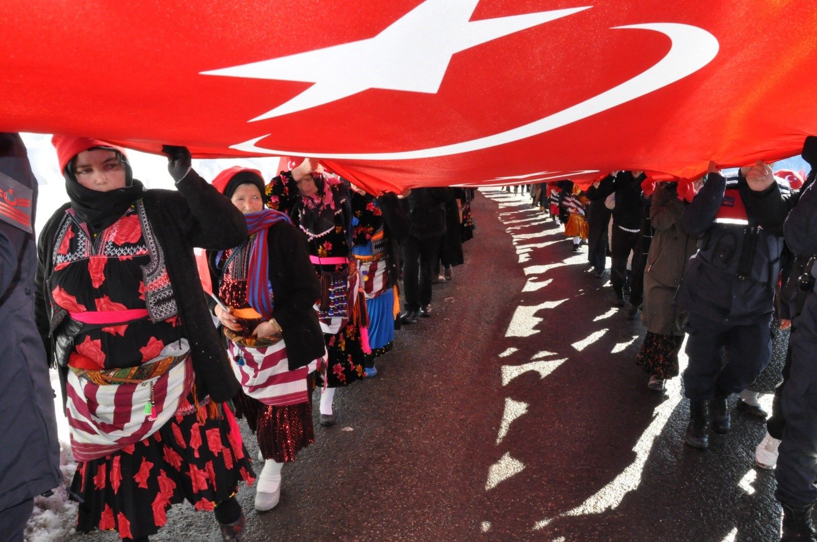 Trabzon Salpazari Sis Daginda Sarikamis Sehitleri Anildi 1763414374