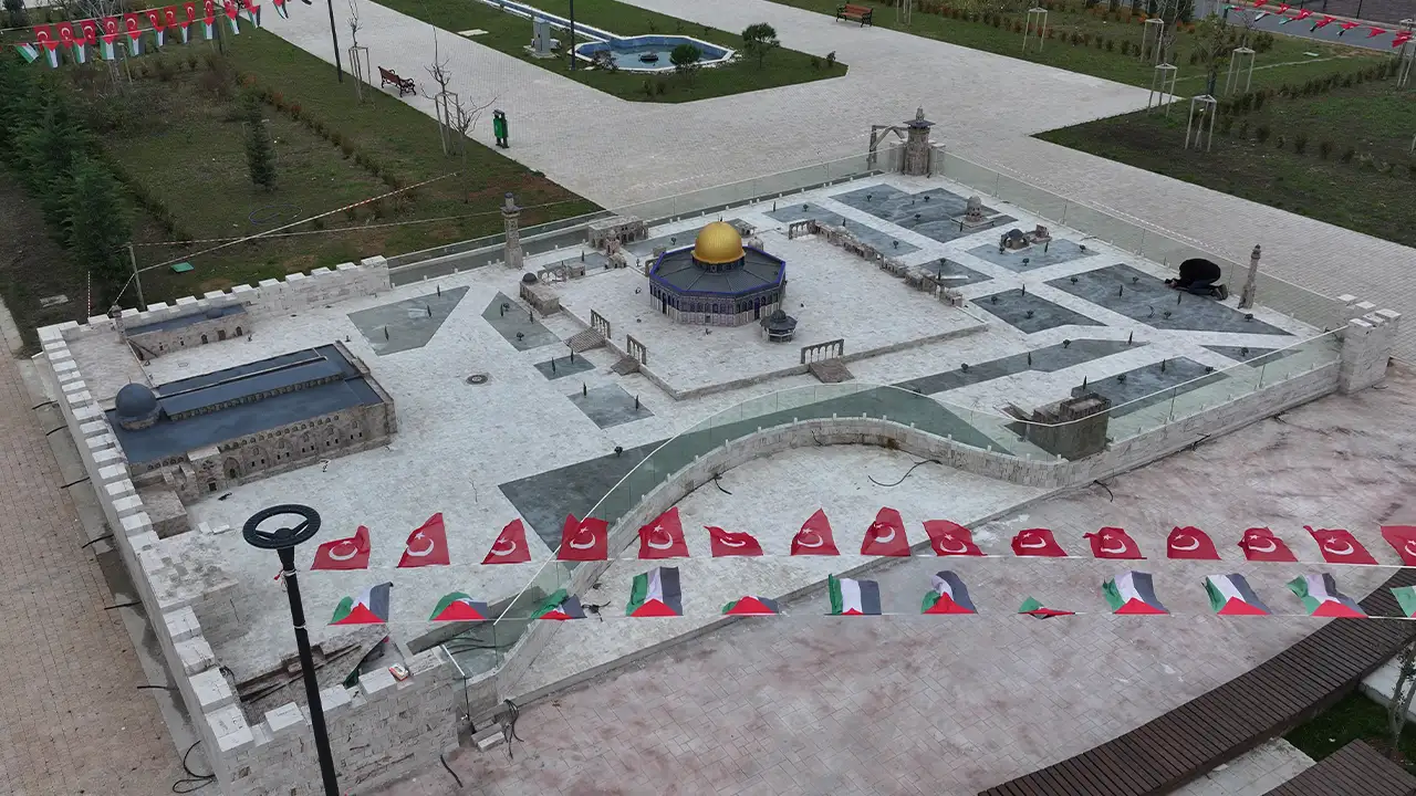 Trabzonda Mescid I Aksa Minyaturu Yapiliyor Iki Ay Icinde Sergilenecek