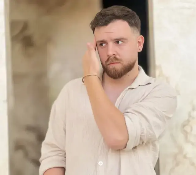 Tum Dunya Onu Konusuyordu Erfan Soltani Nin 19464876 3858 M