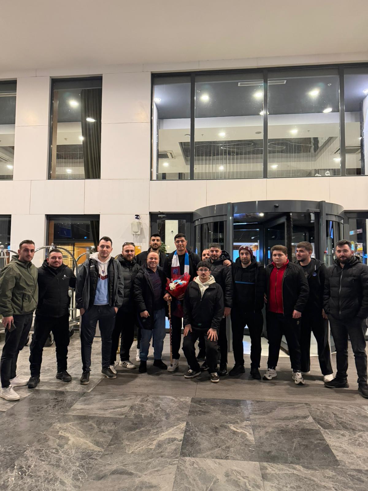 425175D7 A199 4685 Af09 813E6E9C8069