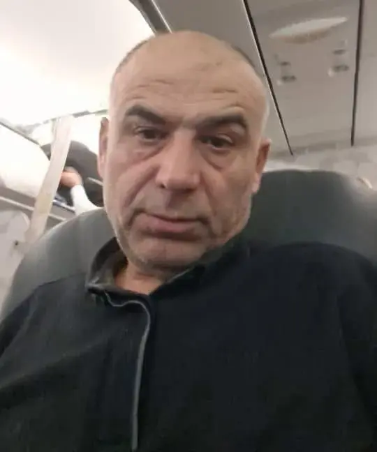 Annesinin Cenazesinde Abisini Olduren Cani Ben 19549180 9581 M