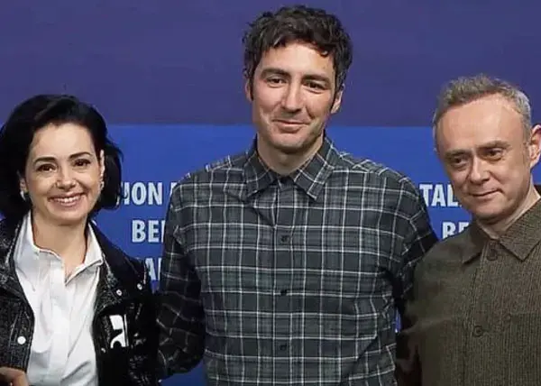 Berlin Deki Festivale Ozgu Namal In Turkiye 19571815 6051 M