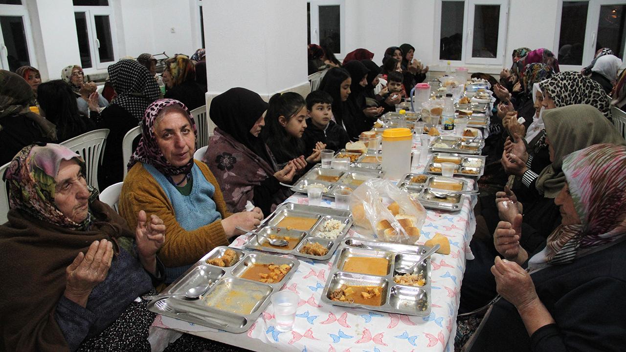 Camlibel Koyu Iftar Aa 1819424