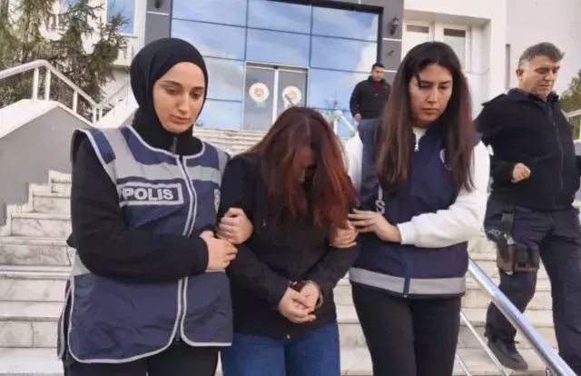 Cani Hemsirenin Yen Goruntusu Ortaya Cikti Bir 19527345 4031 M