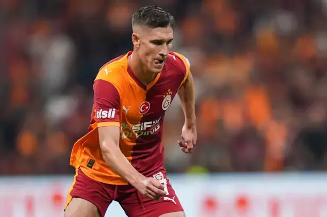 Galatasarayli Yildizin Babasi Acikladi Liverpool 19601302 150 M