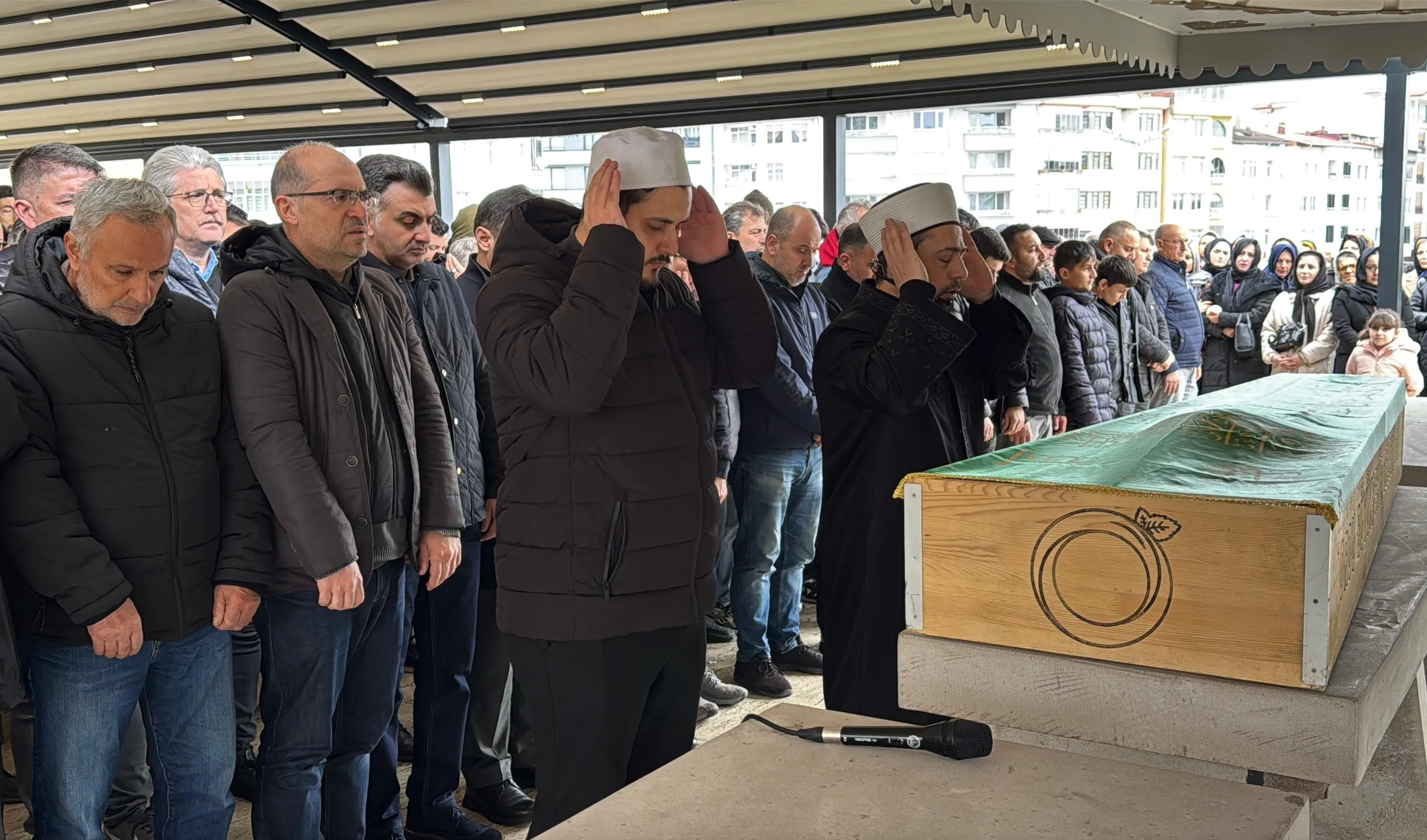 H A L I S A H A D A K A L P K R I Z I G E C I R E N O G R E T M E N I 1157328 343647