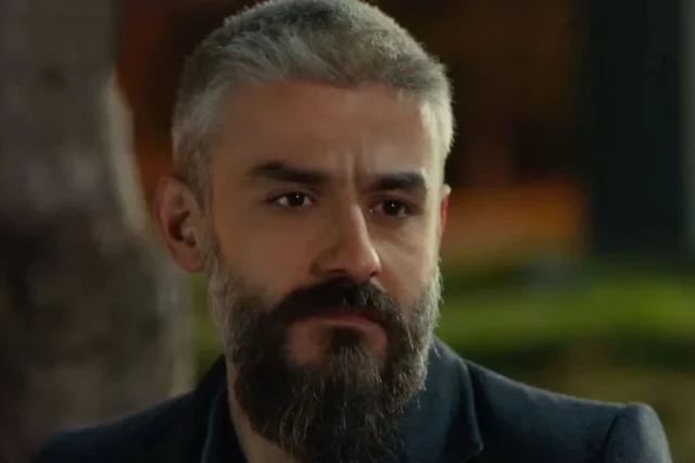 Kanbolat Gorkem E Son Veda Babasi Oglunun 19561448 7468 M