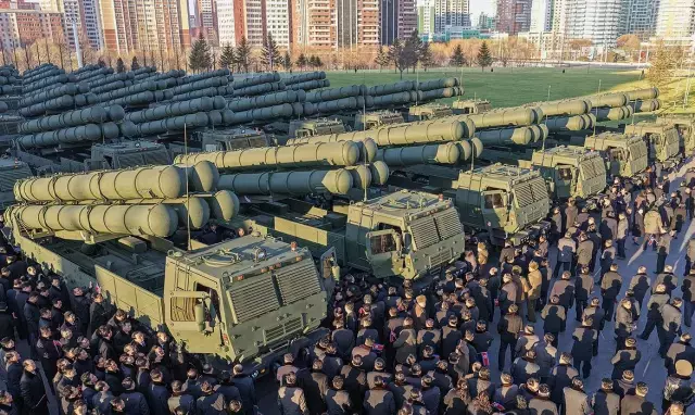 Kim Dunyanin En Guclusu Dedigi Yeni Roketini 19582417 8782 M