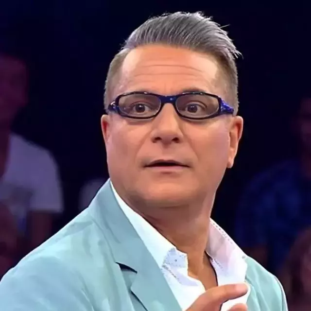 Mbappe Nin Annesini Goren Herkes Tek Bir Kisiye 19554303 3089 M