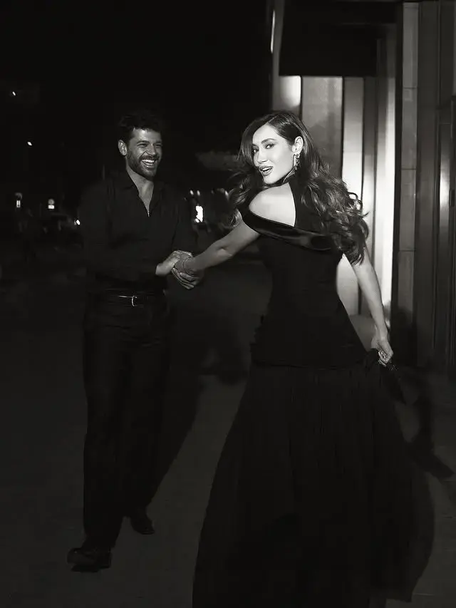 Nisanla Nikah Arasini Kisa Tuttular 19579835 4680 M