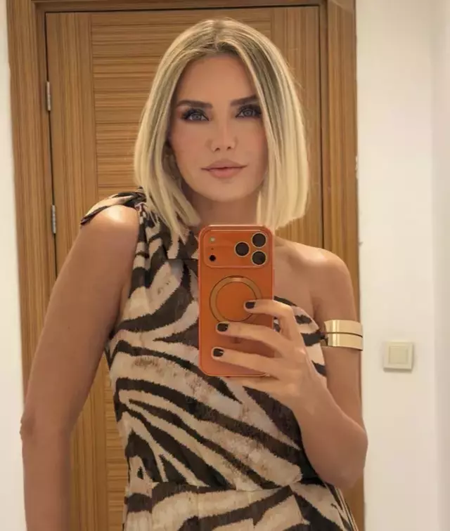 Ozel Abonelik Acinca Elestiri Yagmuruna Tutulan 19596783 9018 M