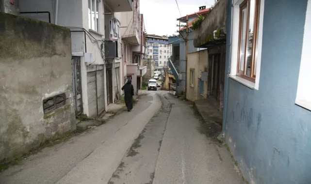 Trabzonda Toklu Mahallesinde Yol Sorunu Cozuluyor