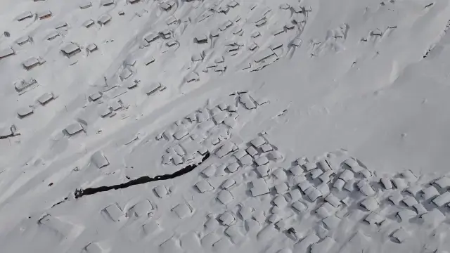 Yaylada Kar Kalinligi 3 Metreyi Asti Evler 2 19596344 O