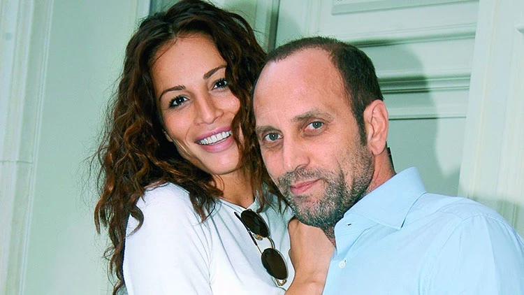 69Ca50D53B4C953F1007982D