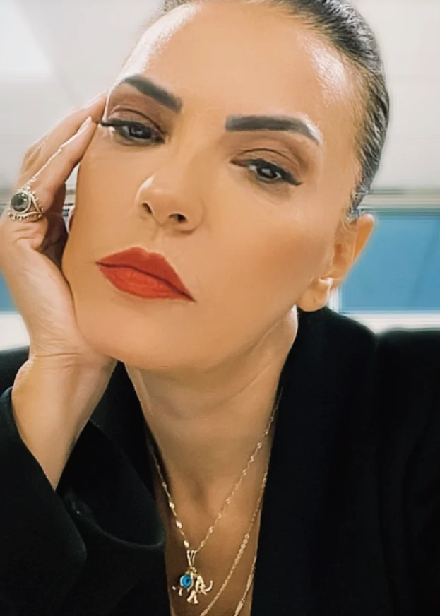 Belediye Baskanini Tacizle Suclayan Genc Kizin 19701069 3400 M