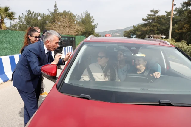 Bodrum A Bir Gunde 25 Bin Arac Giris Yapti 19672166 4070 M