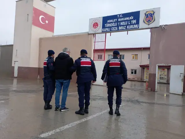 Bogularak Oldurulen Alev In Kardesi Bankadan 19636712 9269 M