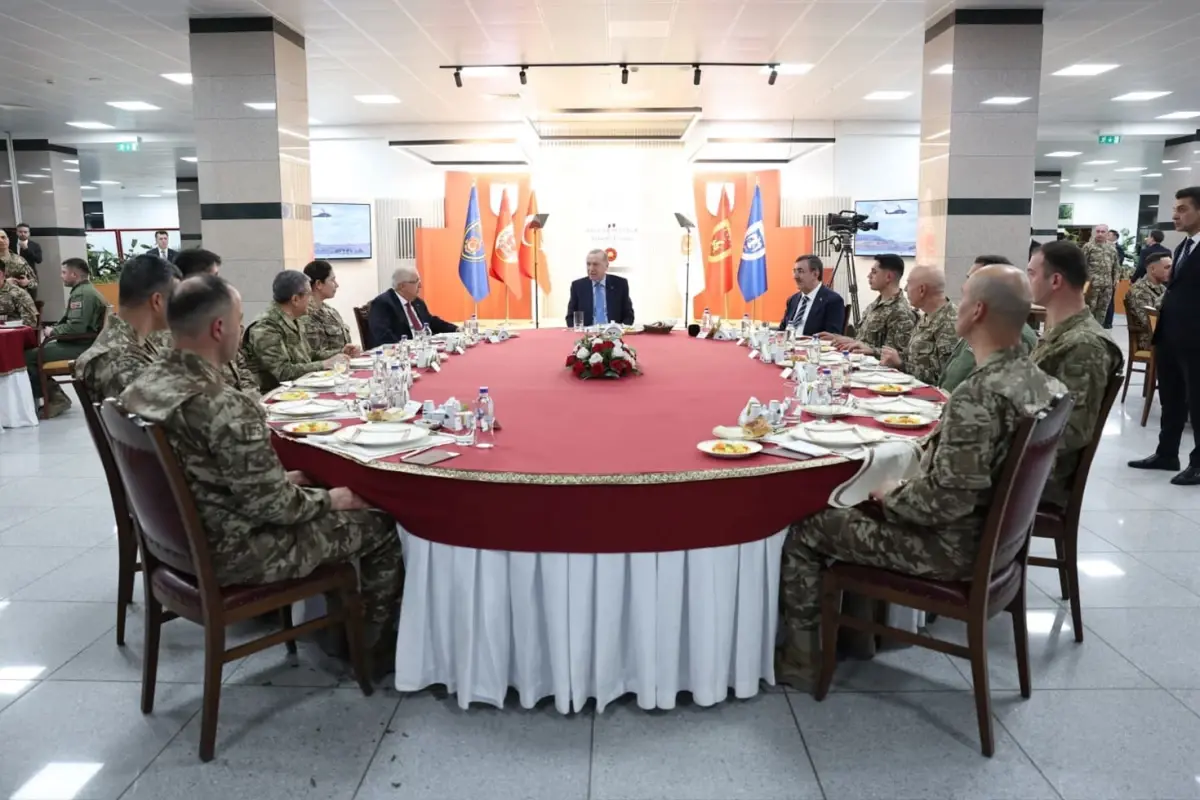 Cumhurbaskani Erdogan Ozel Kuvvetler Komutanligi 19625093 3581 Amp