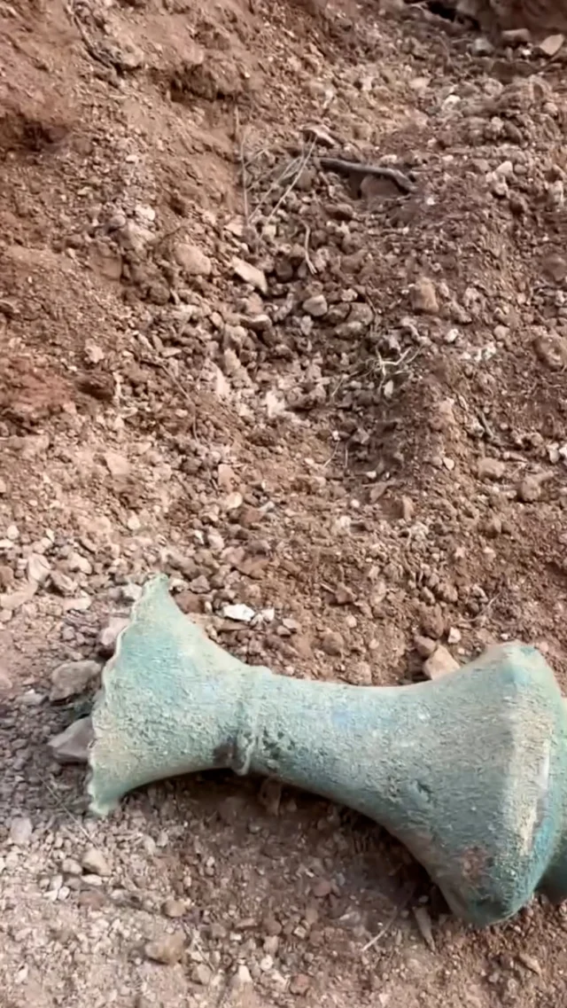 Define Kazisi Yapti Cikani Gorunce Sevincten 19662551 5664 M