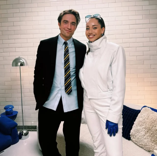 Dunyaca Unlu Yildizla Ayni Kar Ad0022127B 4959 1 M