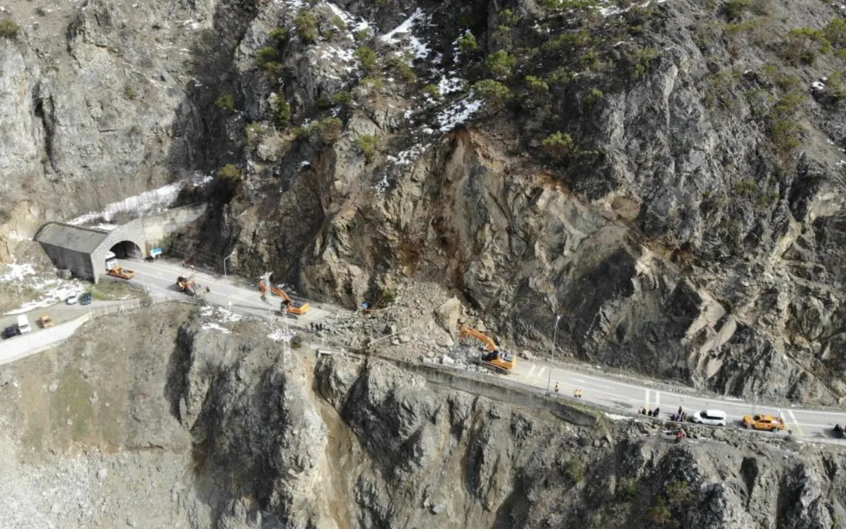 Ekran Resmi 2026 03 06 095406